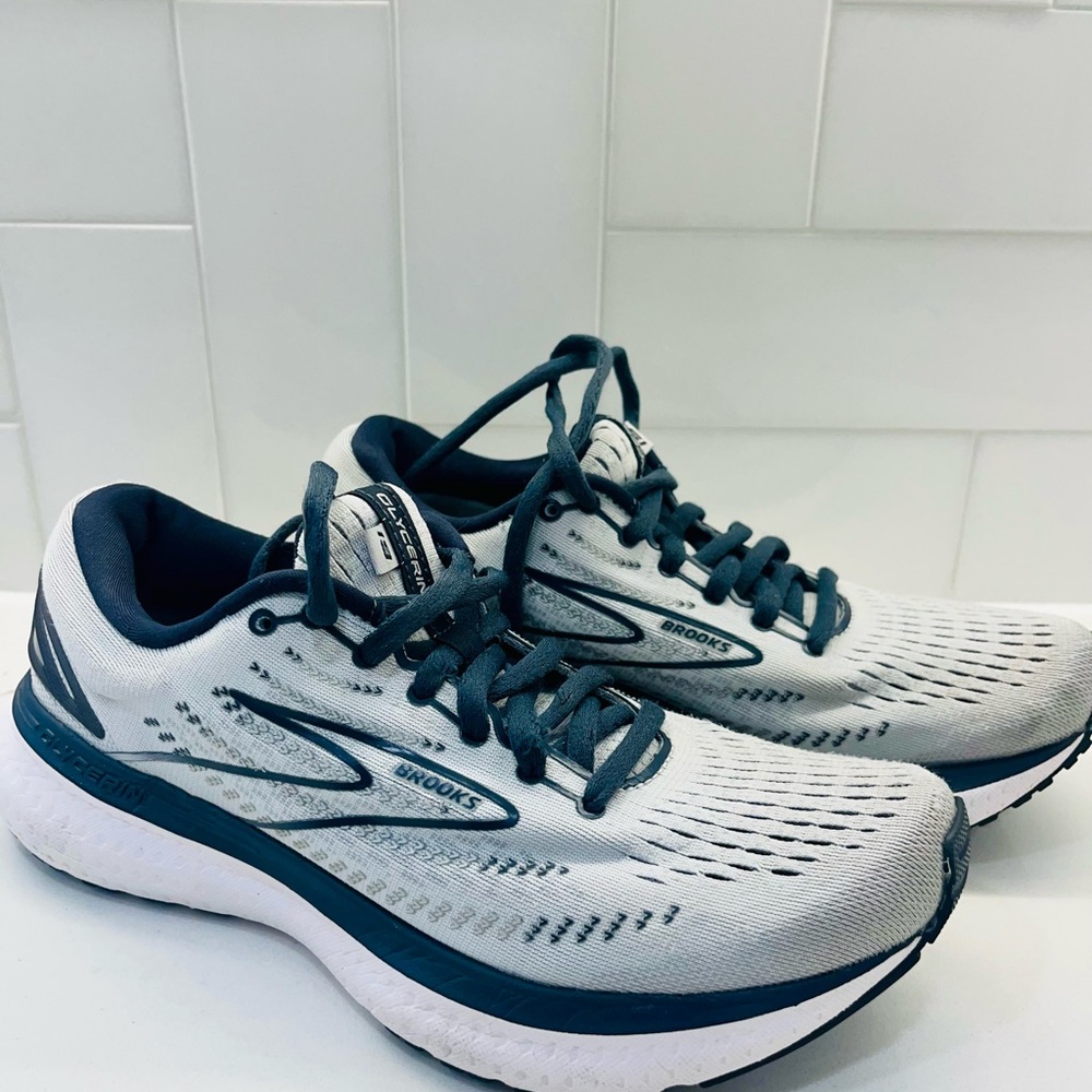 Brooks Glycerin Womens Athletic Shoes